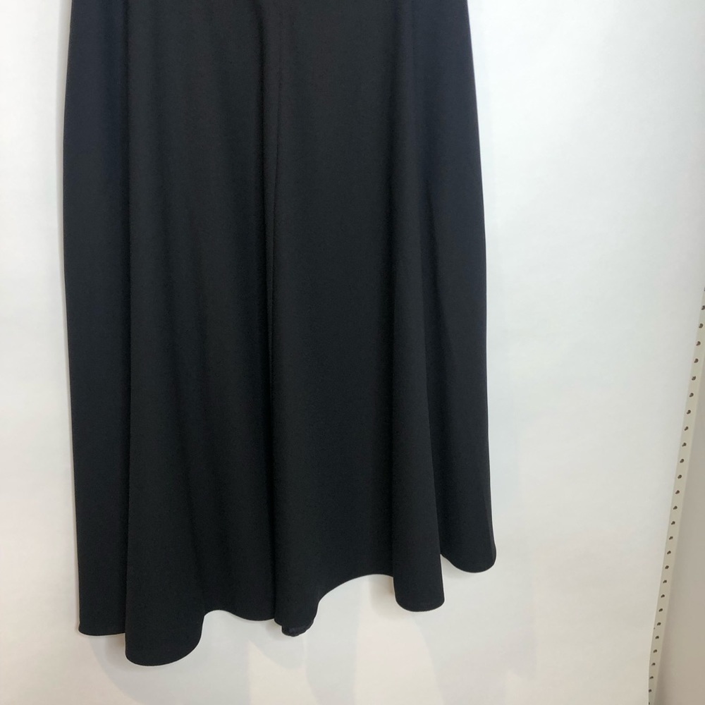 Carven | V-Neck Crepe Dress - Picture 4 of 10
